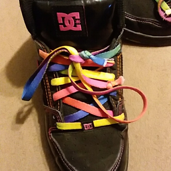 Shoes - Picture 4 of 4